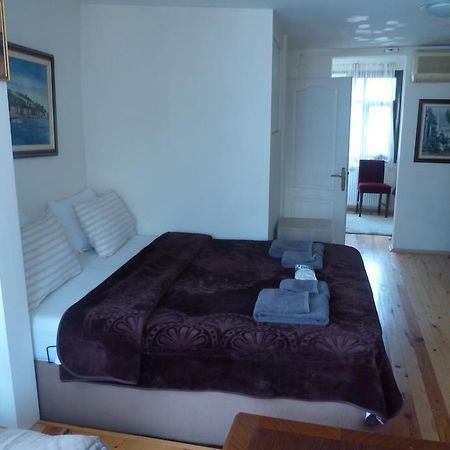 Eagles Budget Home Istanbul Room photo